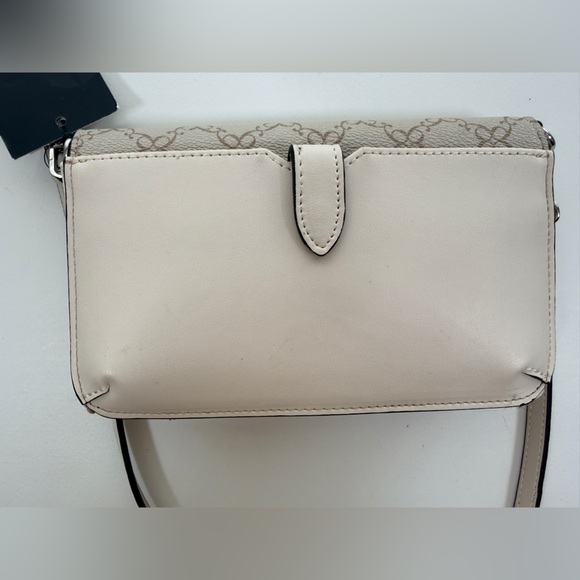 NWT Nine West Shonda Signature Wallet-On-A-String Sling Wallet Crossbody Bag - Picture 2 of 13